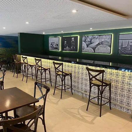 Ibis Styles Belem Nazare-3