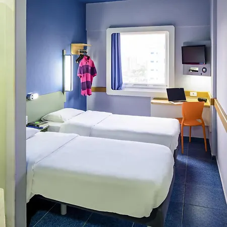 Ibis Budget Belem-3